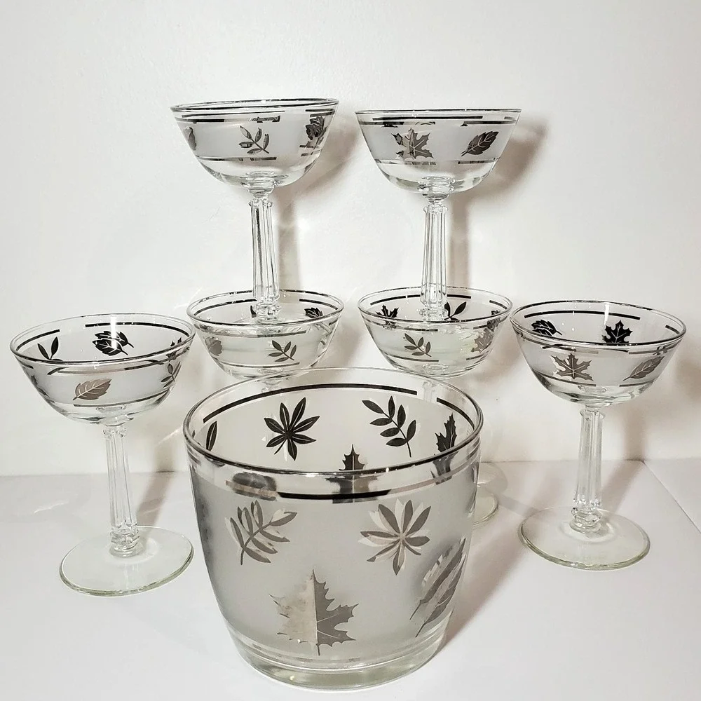 Set of 6 Vintage Libby Frosted Silver Leaf Champagne glasses w/ Ice Bucket‎